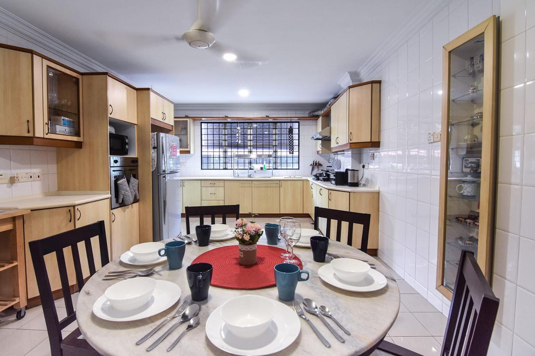 A Chic & Spacious 4br For Family Getaways Kuala Lumpur